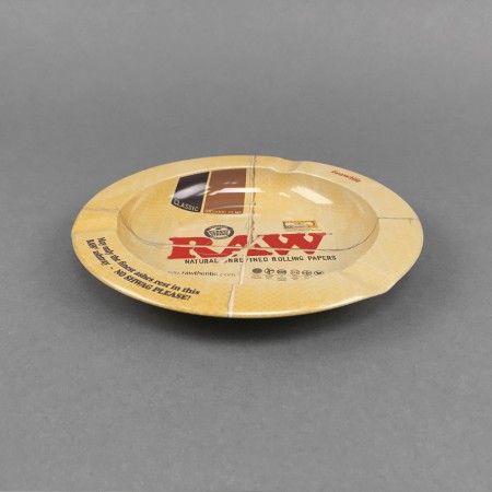 RAW Regal Black Aschenbecher aus Metall